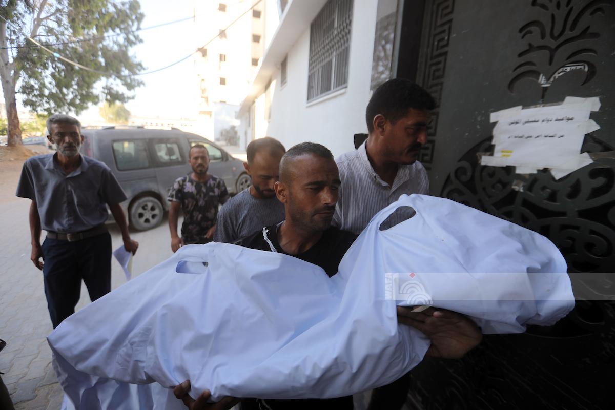 شهيد وإصابات في  قصف الاحتلال مركبة على جسر وادي غزة